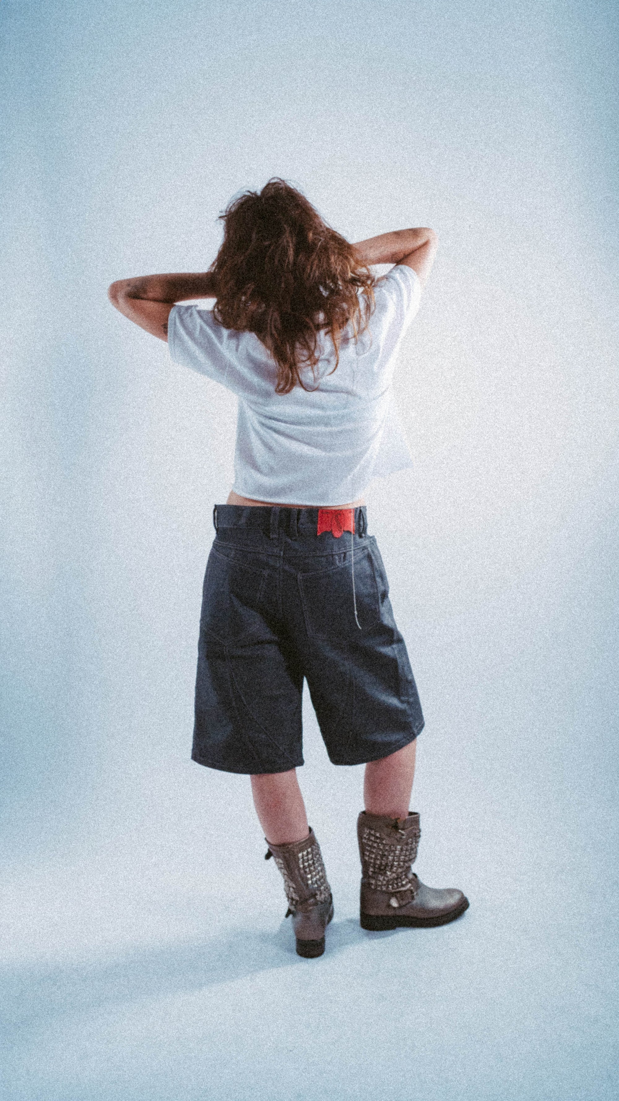 SHORT EN DENIM NOIR