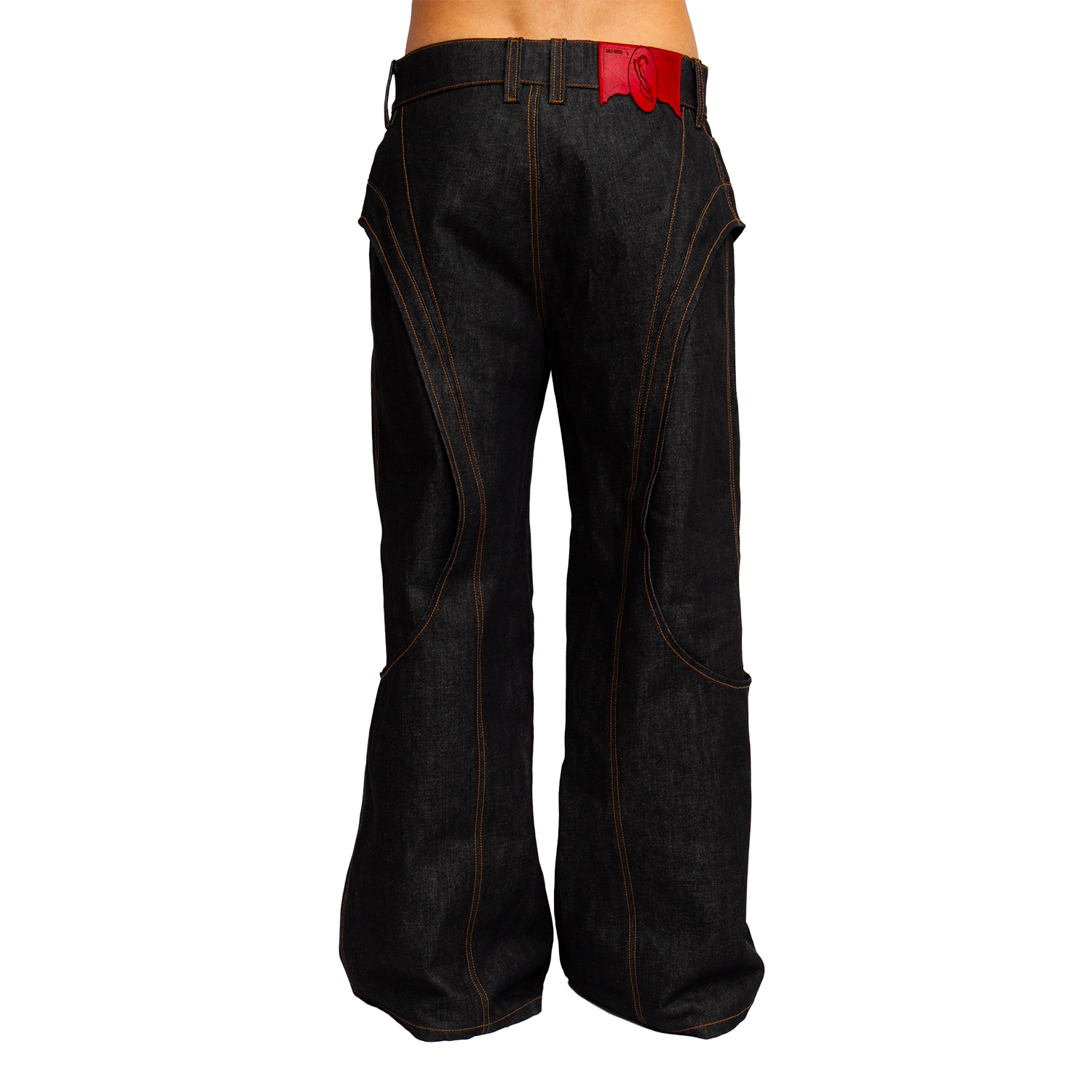 détail de la toile denim italienne du pantalon Double Pants Sale Gosse, texture épaisse, finition premium, made in France.
